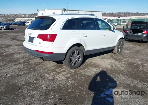 2010 Audi Q7 3.6 Premium from USA, damaged, VIN WA1VYAFE7AD006535